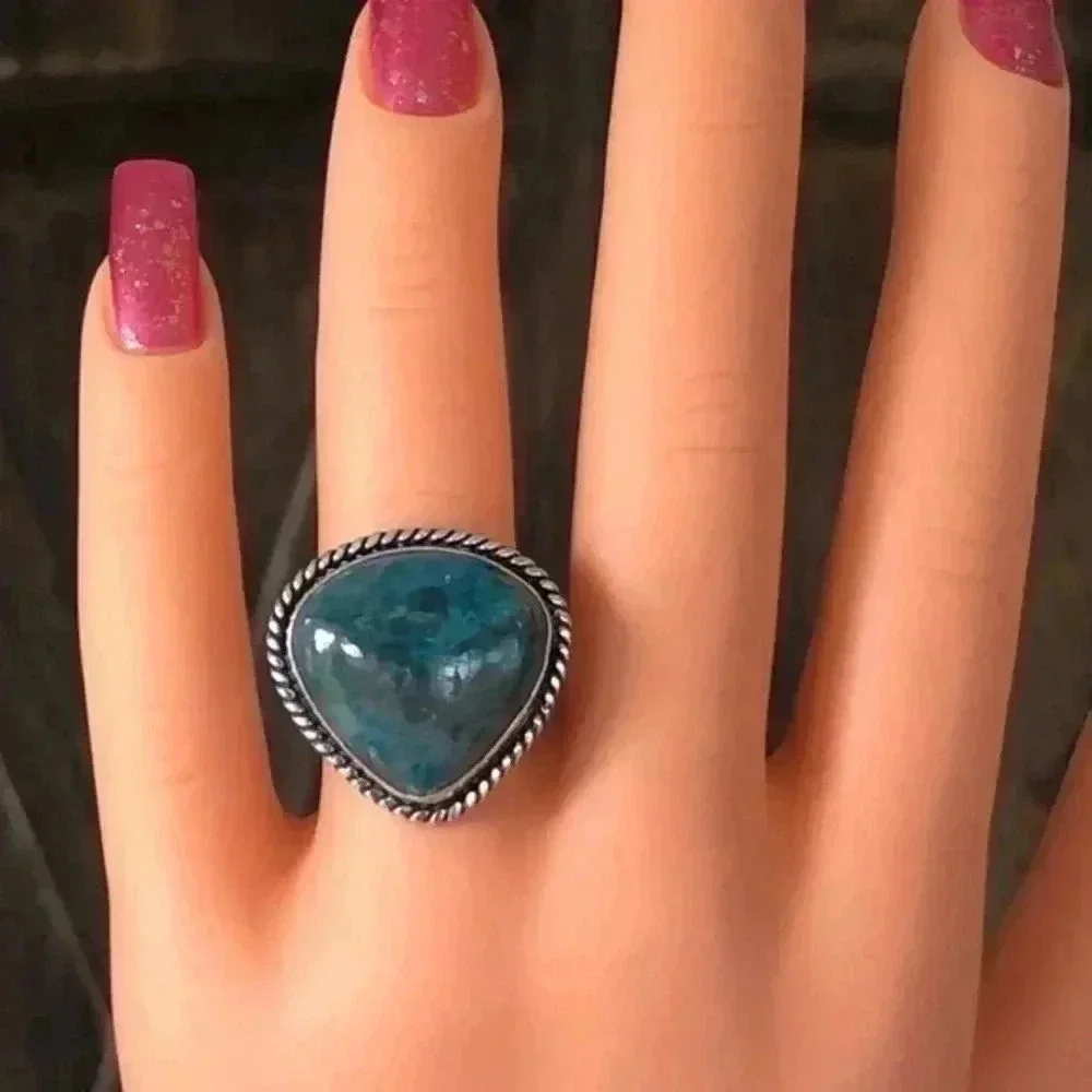 SIZE 8 Blue Apatite 925 Sterling Silver Ring NWT
